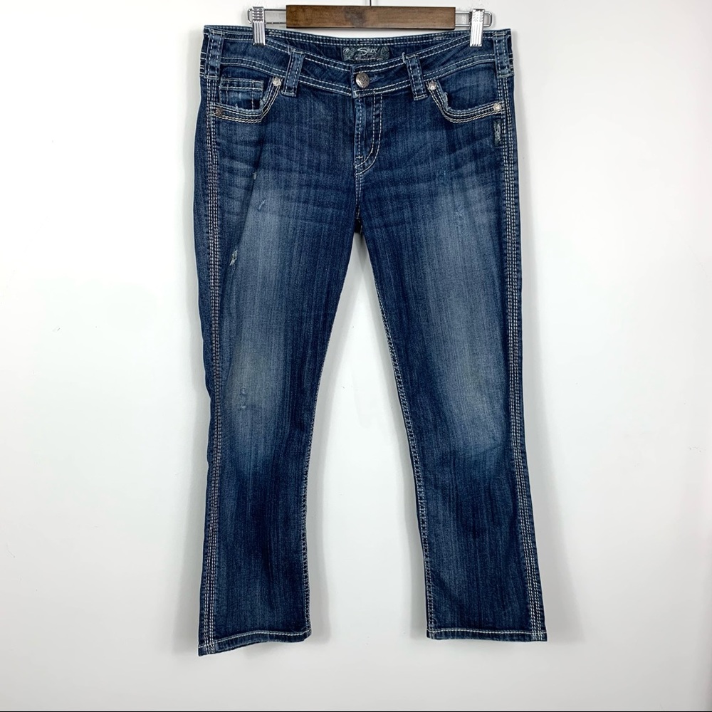 Silver‎ Women’s Jeans Twisted Capri 30 Dark Wash
